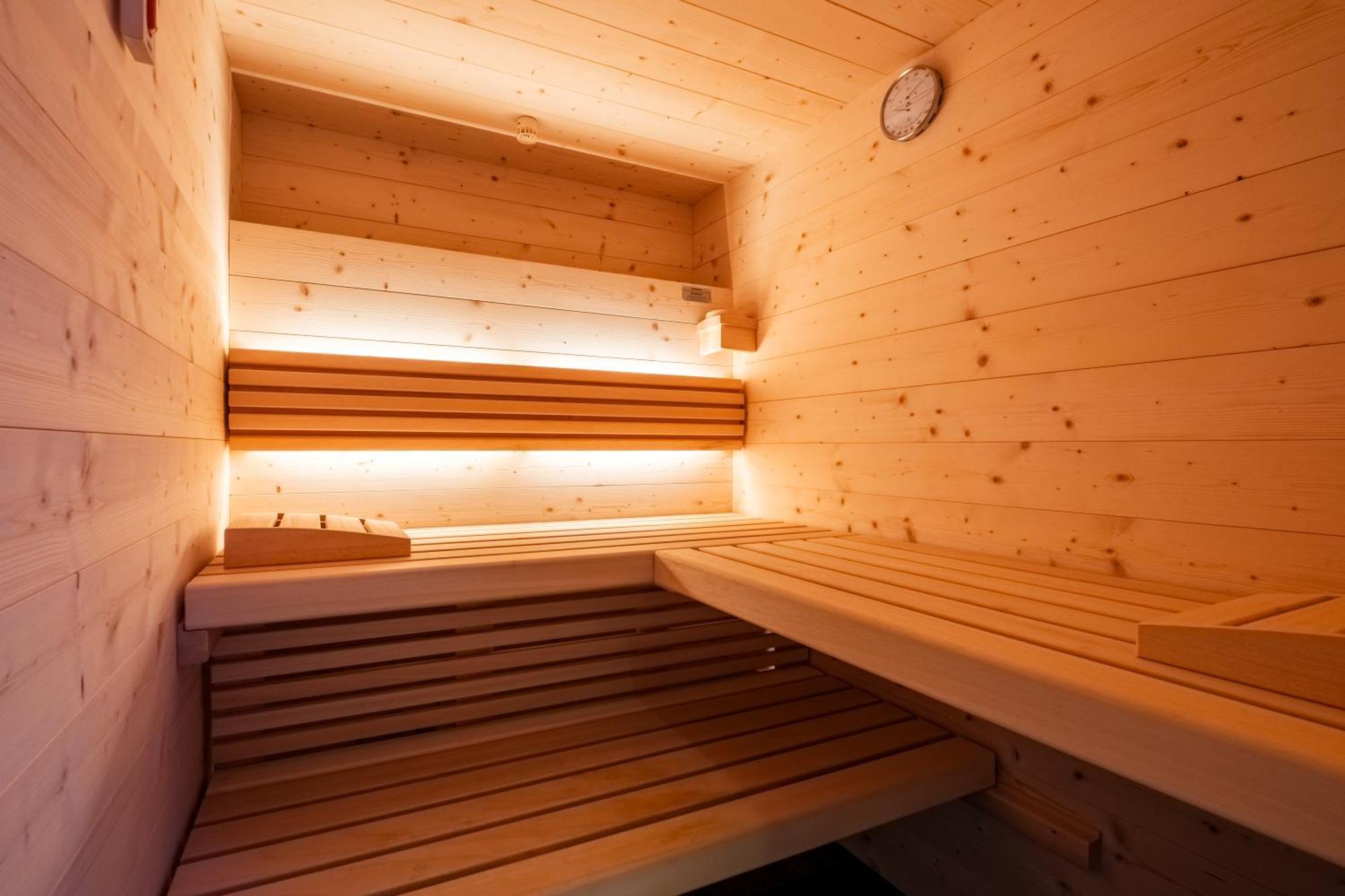 Mendola New Opening "Sissi Chalets" - Unique Luxury Hideaway With Mountain View & Sauna מראה חיצוני תמונה