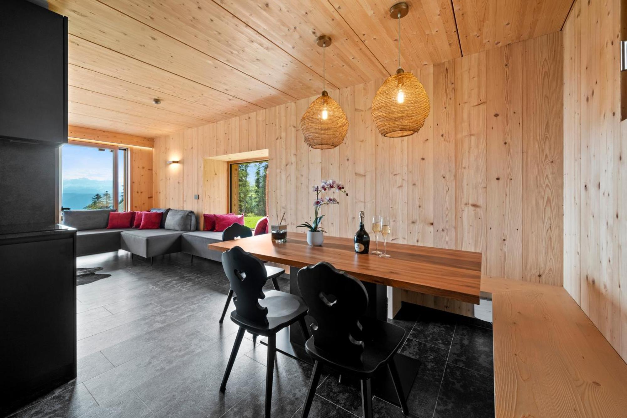 Mendola New Opening "Sissi Chalets" - Unique Luxury Hideaway With Mountain View & Sauna מראה חיצוני תמונה